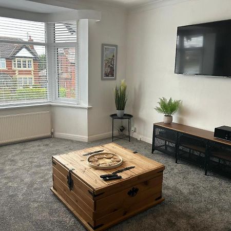Light And Spacious Highcross Apartment Poulton-le-Fylde Εξωτερικό φωτογραφία