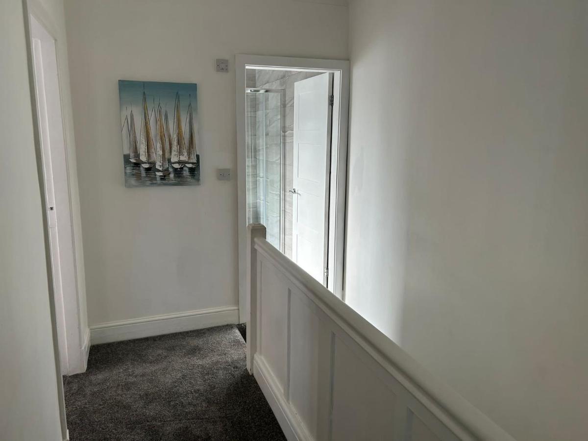 Light And Spacious Highcross Apartment Poulton-le-Fylde Εξωτερικό φωτογραφία